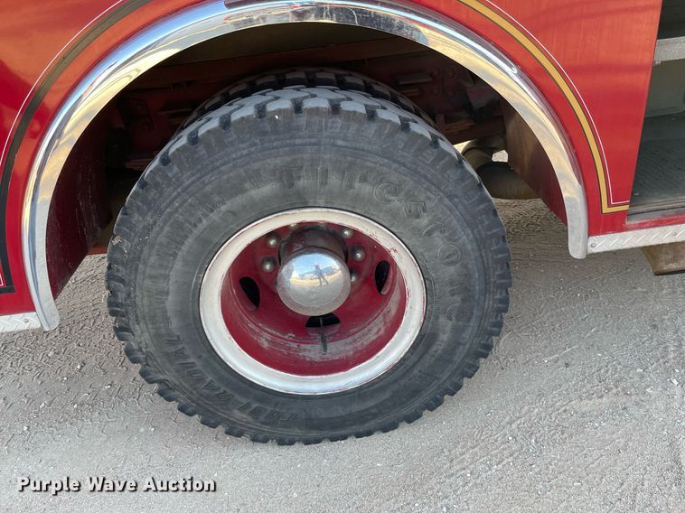 image for item MP9265 1985 Pierce E2490  pumper fire truck