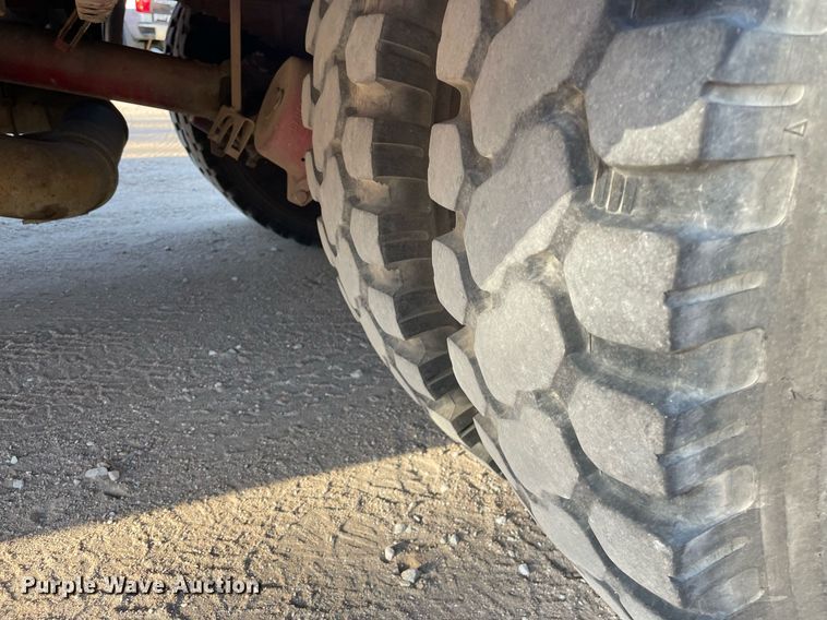 image for item MP9265 1985 Pierce E2490  pumper fire truck