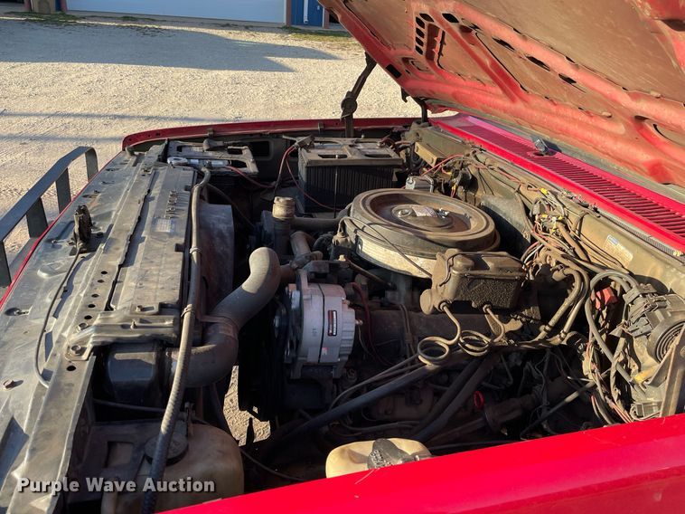 image for item MP9266 1985 Chevrolet D30 Military Postal Unit  brush fire truck