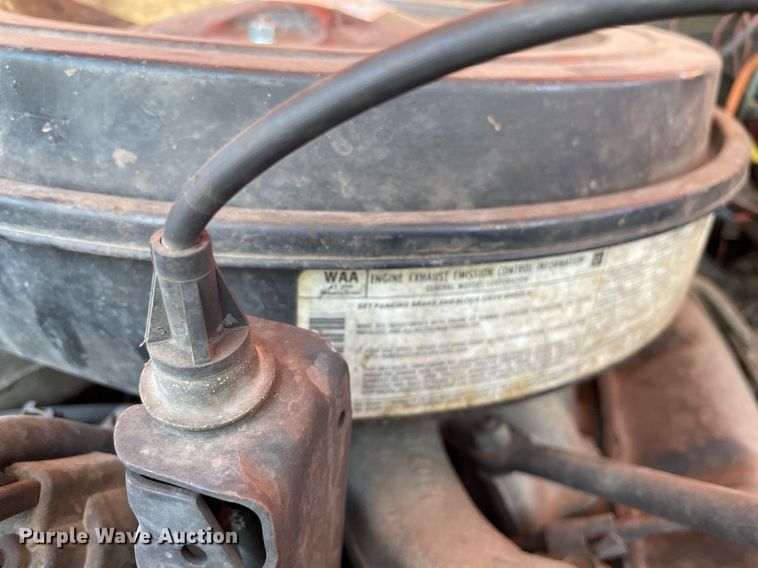 image for item MP9266 1985 Chevrolet D30 Military Postal Unit  brush fire truck