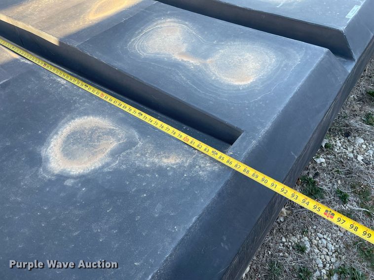 image for item MP9268 1,000 gallon poly tank