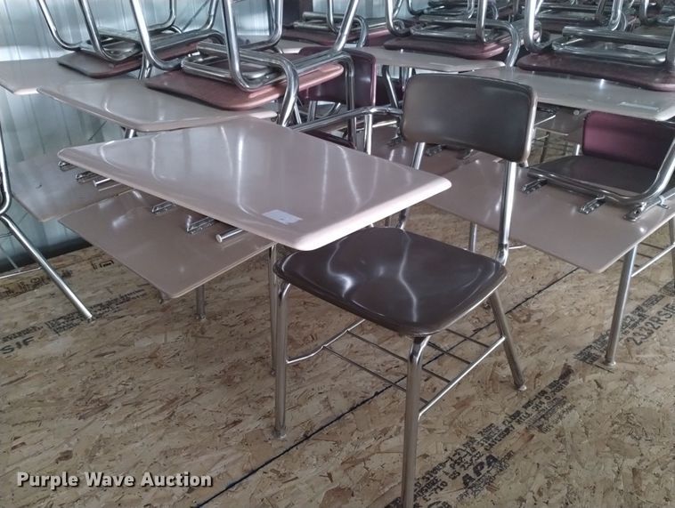 image for item MR9734 (75) desks