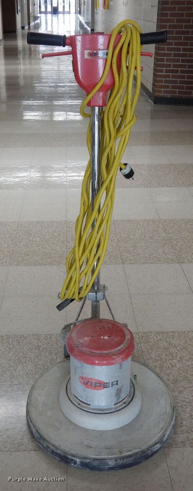 image for item MR9735 2011 Viper VN2015  floor buffer