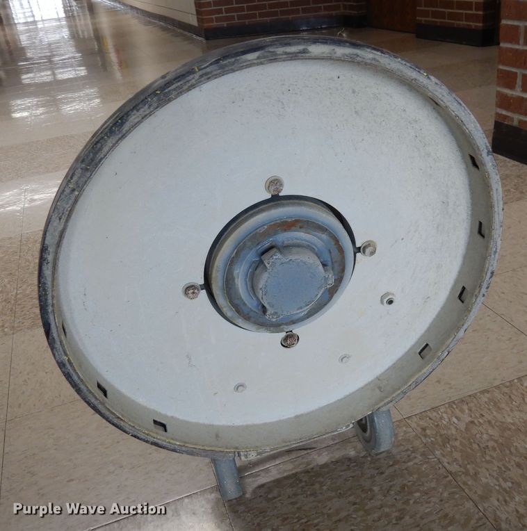 image for item MR9735 2011 Viper VN2015  floor buffer