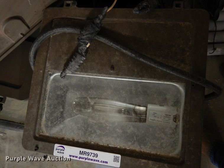 image for item MR9739 (15) flood lights