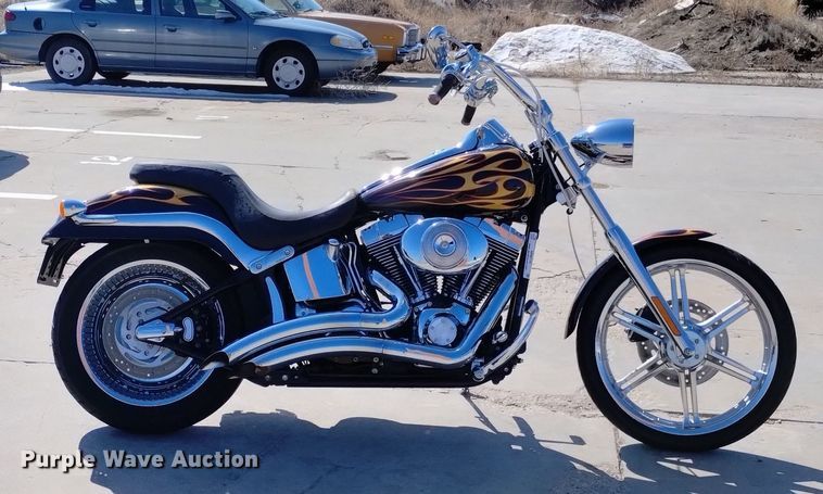 image for item MR9776 2005 Harley Davidson FXSTDI  motorcycle