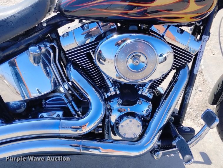 image for item MR9776 2005 Harley Davidson FXSTDI  motorcycle