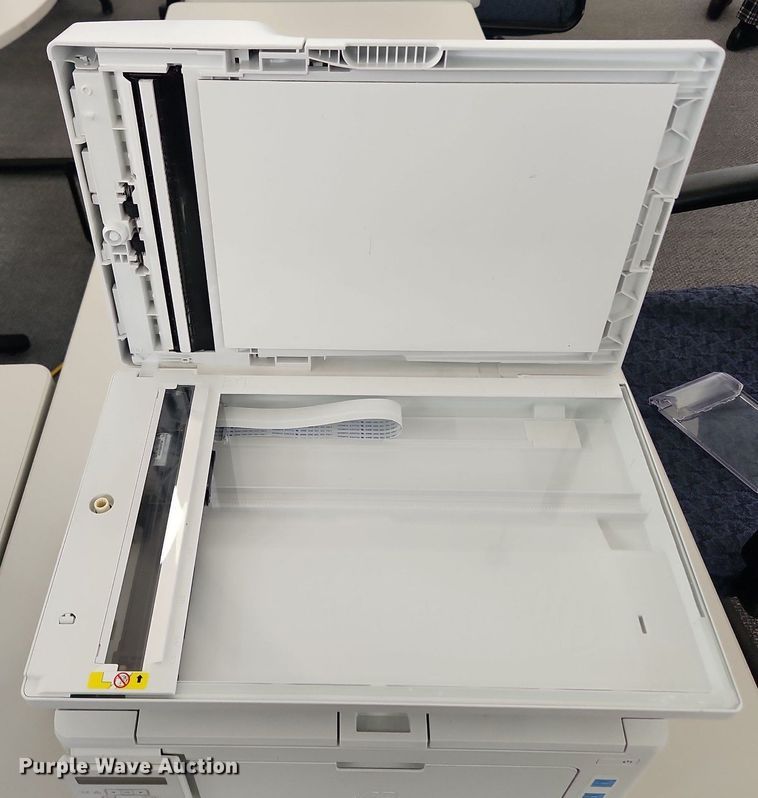 image for item MW9537 (2) HP printers