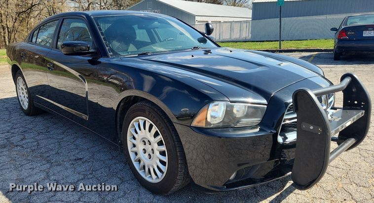image for item MW9563 2014 Dodge Charger Police