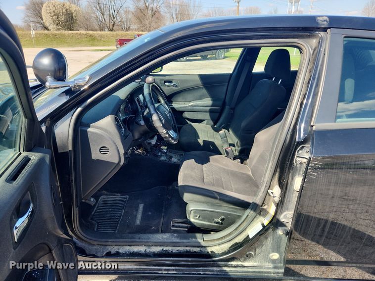 image for item MW9563 2014 Dodge Charger Police