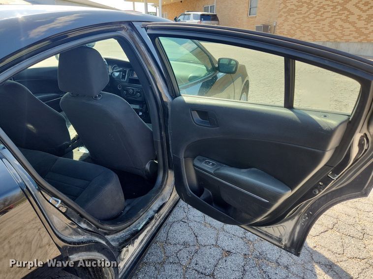 image for item MW9563 2014 Dodge Charger Police