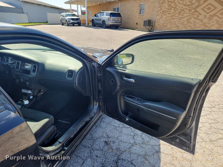 image for item MW9563 2014 Dodge Charger Police