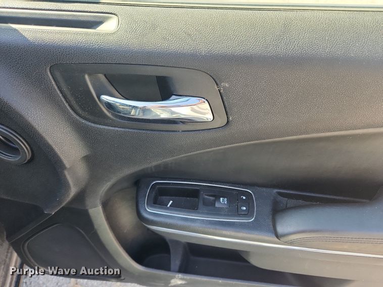 image for item MW9563 2014 Dodge Charger Police