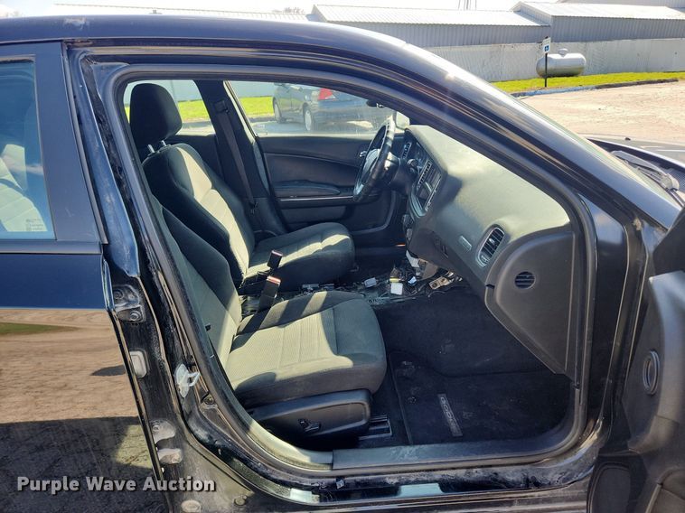 image for item MW9563 2014 Dodge Charger Police