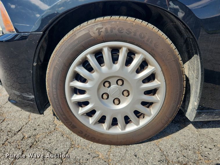 image for item MW9563 2014 Dodge Charger Police