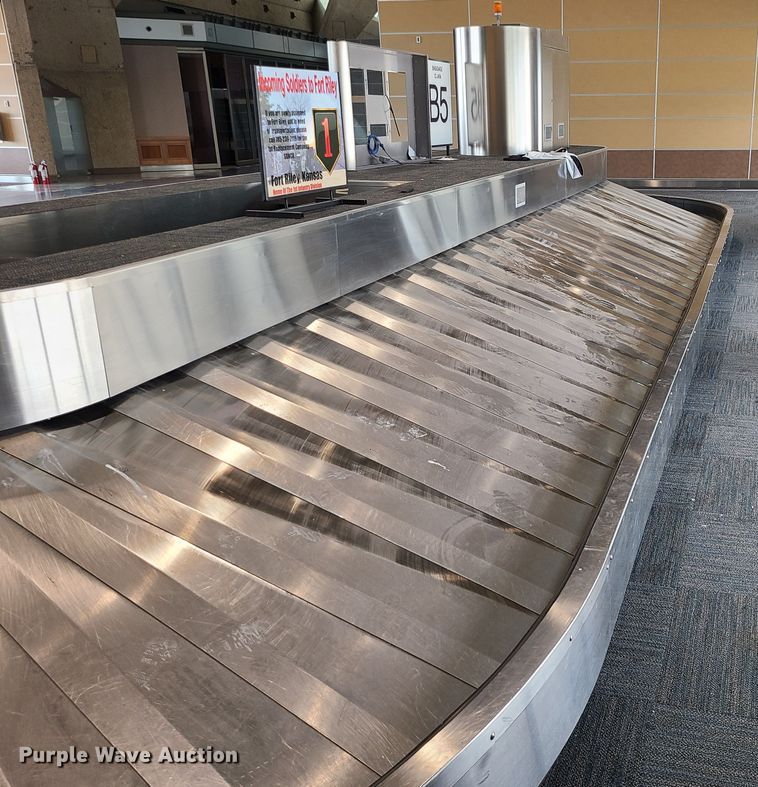 image for item MX9572 Luggage carousel