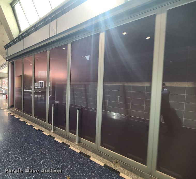 image for item MX9574 Retractable glass wall