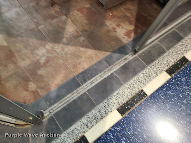 image for item MX9574 Retractable glass wall