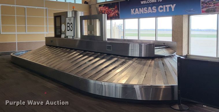 image for item MX9580 (2) luggage carousels