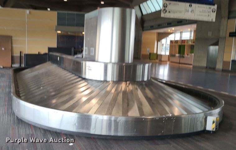 image for item MX9580 (2) luggage carousels