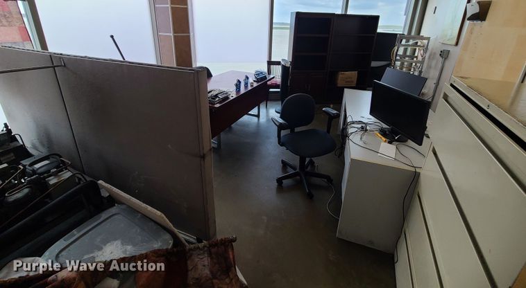 image for item MX9582 Furniture