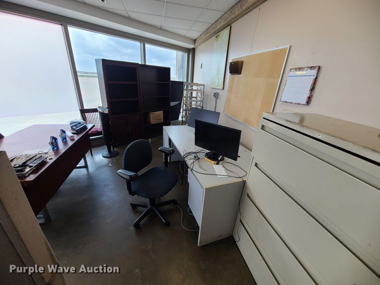 image for item MX9582 Furniture