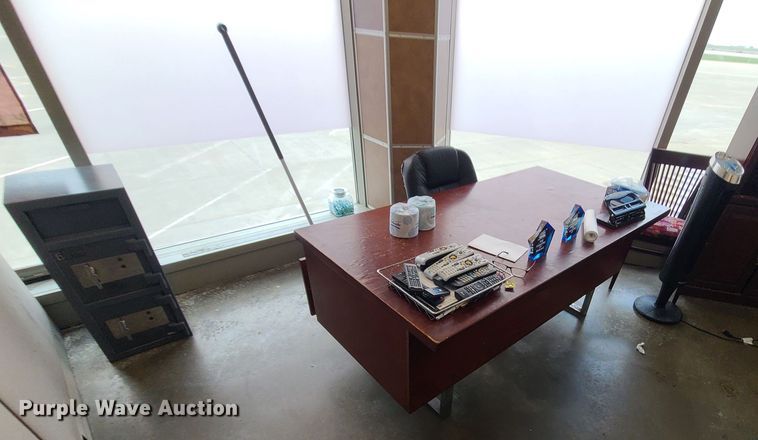 image for item MX9582 Furniture