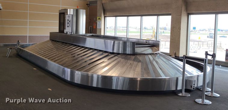 image for item MX9584 (2) luggage carousels