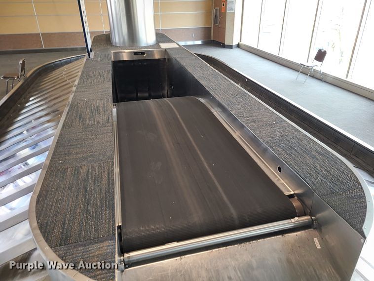 image for item MX9584 (2) luggage carousels