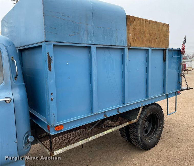 image for item MY9041 1955 Ford F600  dump truck