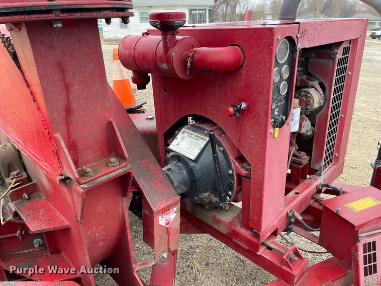 image for item MY9042 Olathe 986  wood chipper