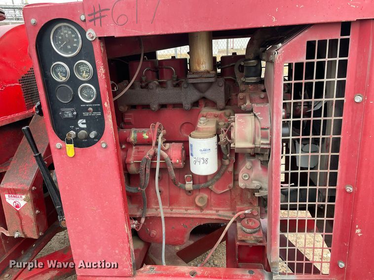 image for item MY9042 Olathe 986  wood chipper