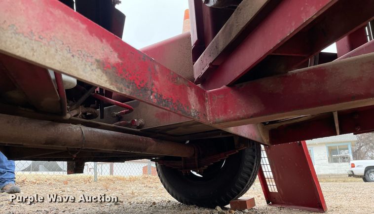 image for item MY9042 Olathe 986  wood chipper