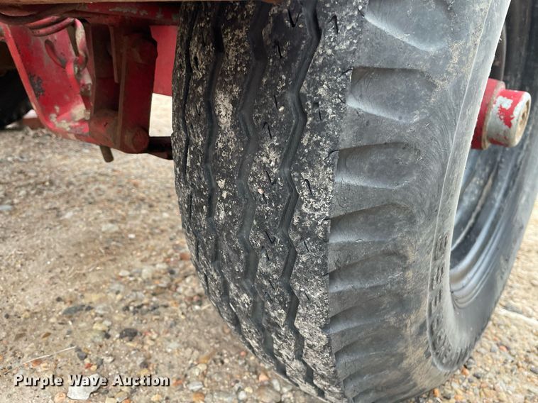 image for item MY9042 Olathe 986  wood chipper