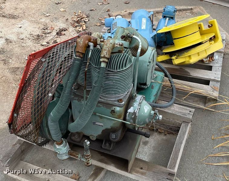 image for item MY9046 (3) air compressors