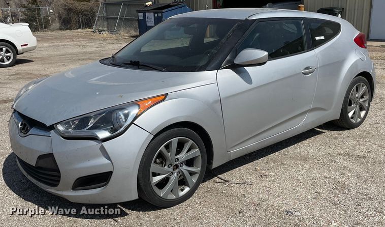 image for item MY9052 2016 Hyundai Veloster