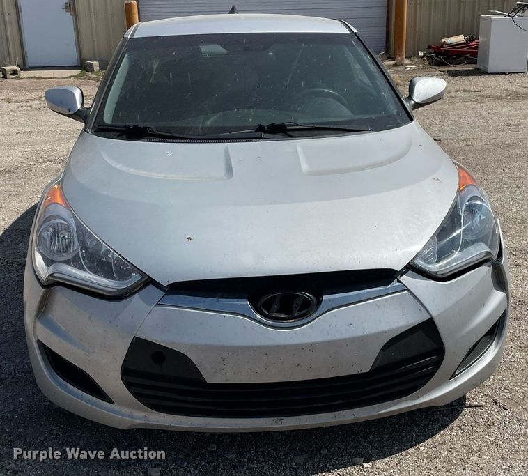 image for item MY9052 2016 Hyundai Veloster