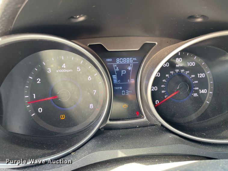 image for item MY9052 2016 Hyundai Veloster