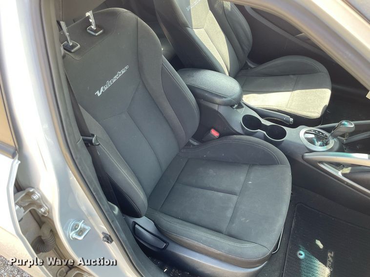 image for item MY9052 2016 Hyundai Veloster