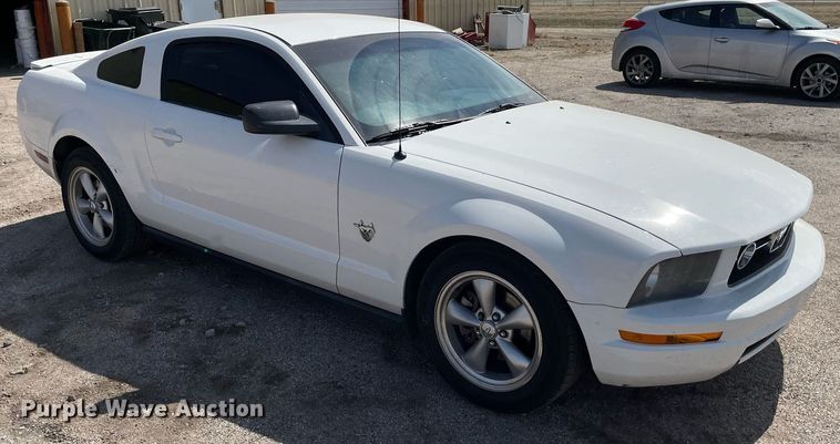 image for item MY9053 2009 Ford Mustang