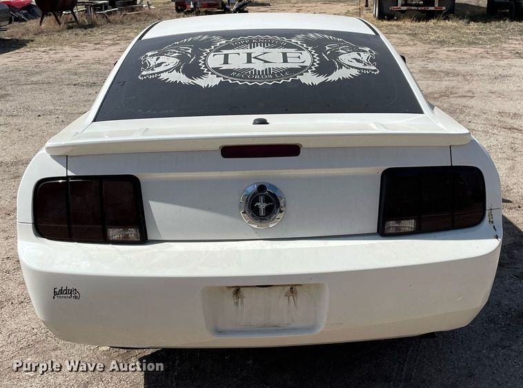 image for item MY9053 2009 Ford Mustang