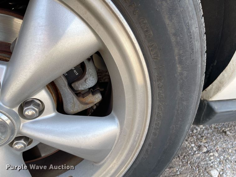 image for item MY9053 2009 Ford Mustang