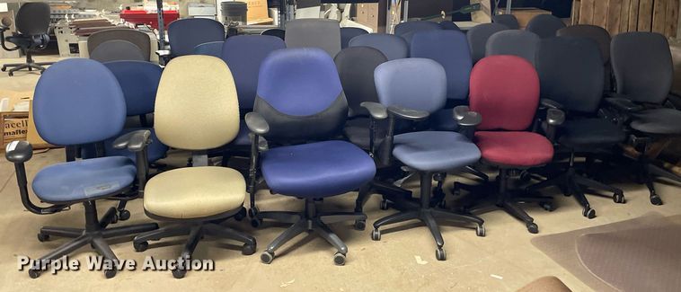 image for item MY9251 Approximately 27 chairs