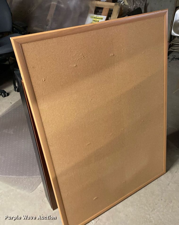 image for item MY9262 Office supplies and equipment