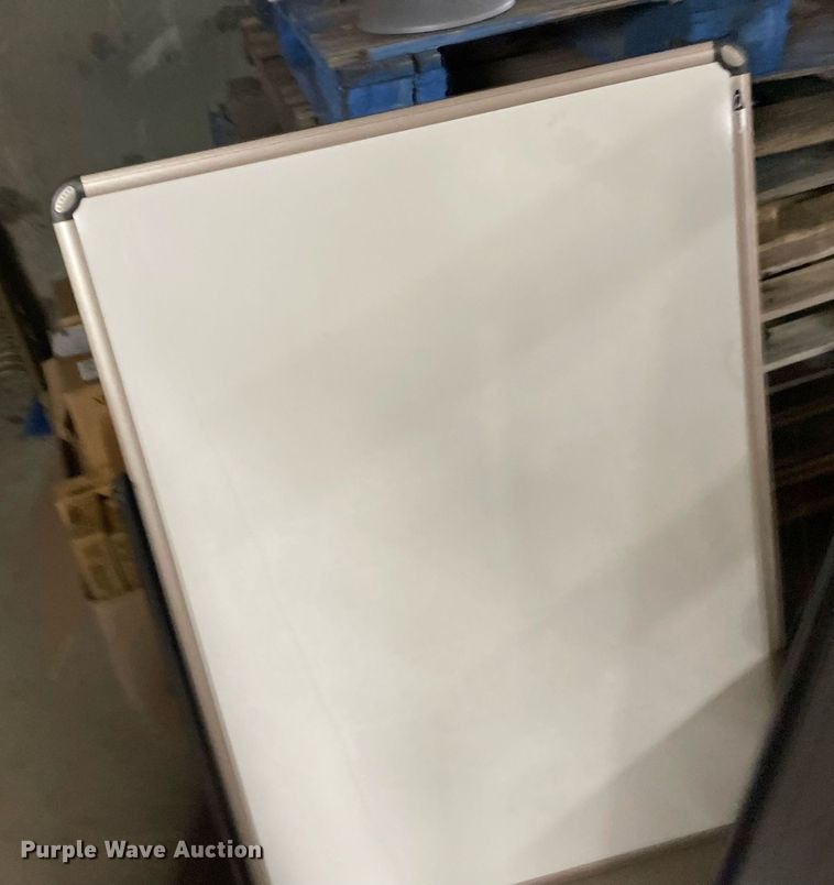 image for item MY9262 Office supplies and equipment