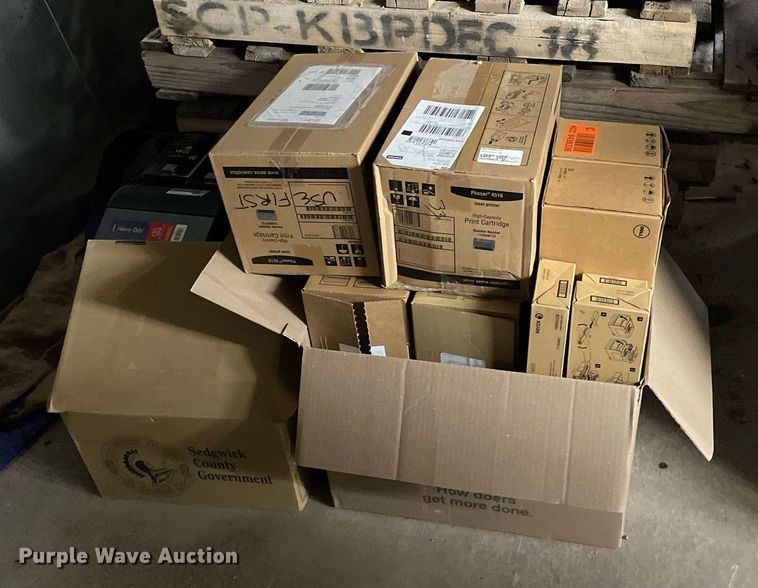 image for item MY9262 Office supplies and equipment