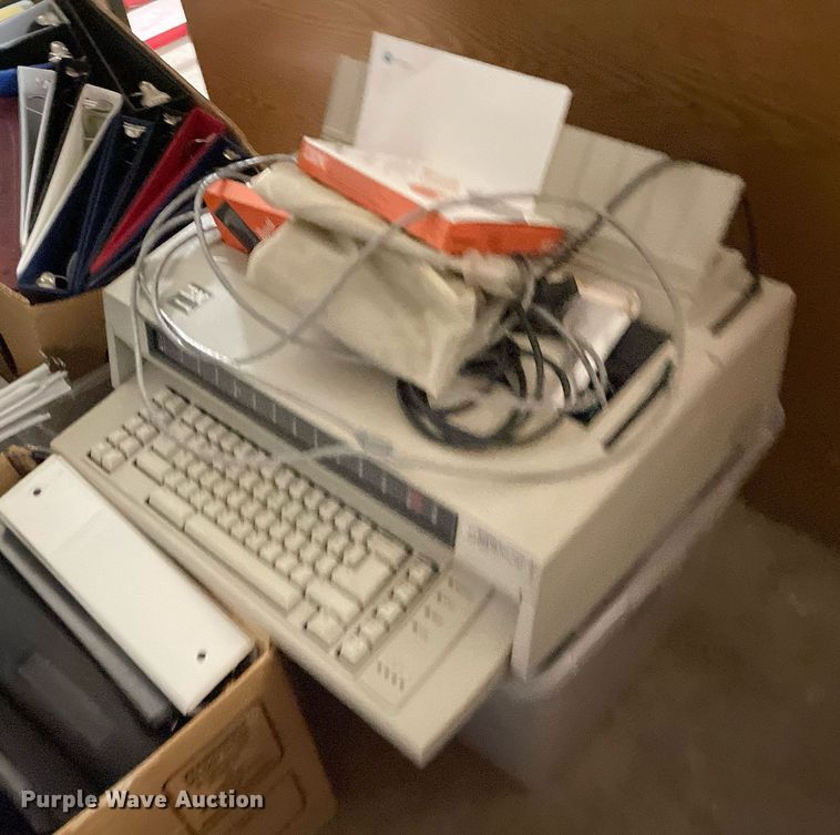 image for item MY9262 Office supplies and equipment