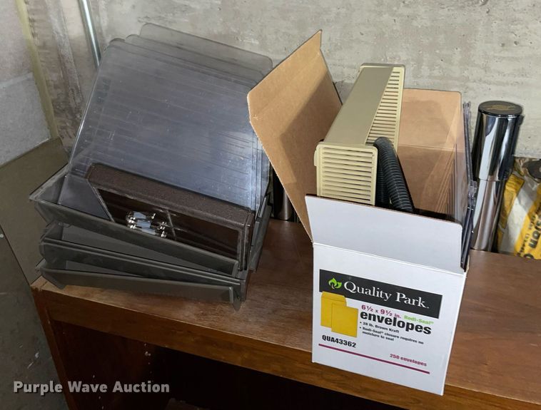 image for item MY9262 Office supplies and equipment