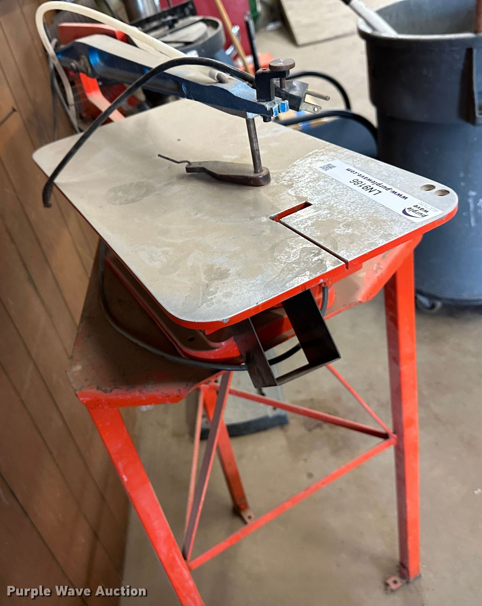 Hegner scroll saw in Lansing , KS Item LN9186 sold Purple Wave