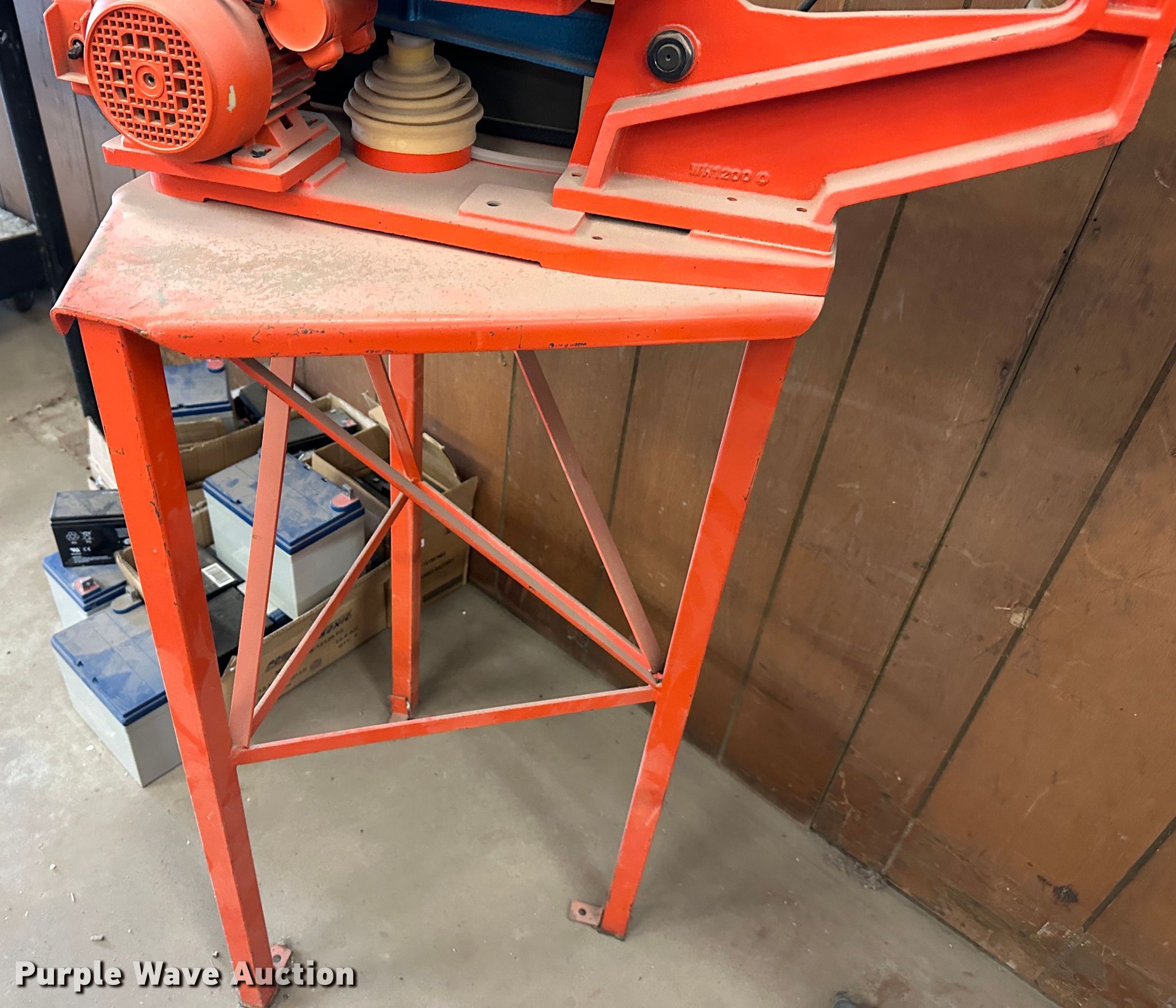 Hegner scroll saw in Lansing , KS Item LN9186 sold Purple Wave